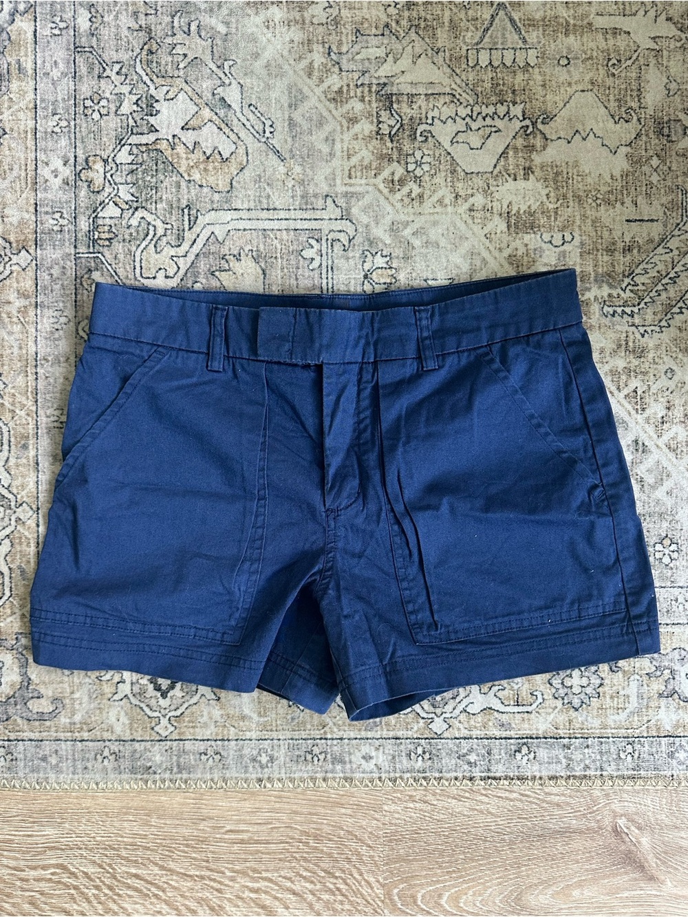 Vince Navy Cotton Shorts size 6